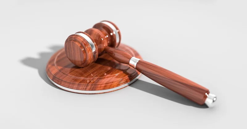 Peut-on vraiment se passer d'avocat devant un tribunal ?